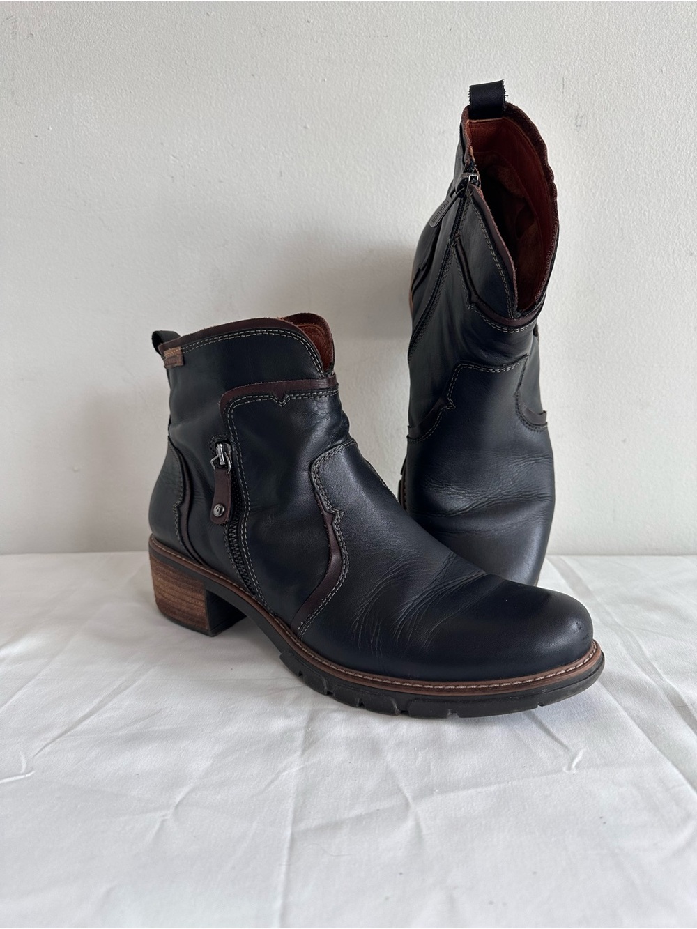 PIKOLINOS Black Leather Ankle Booties with Brown Accents